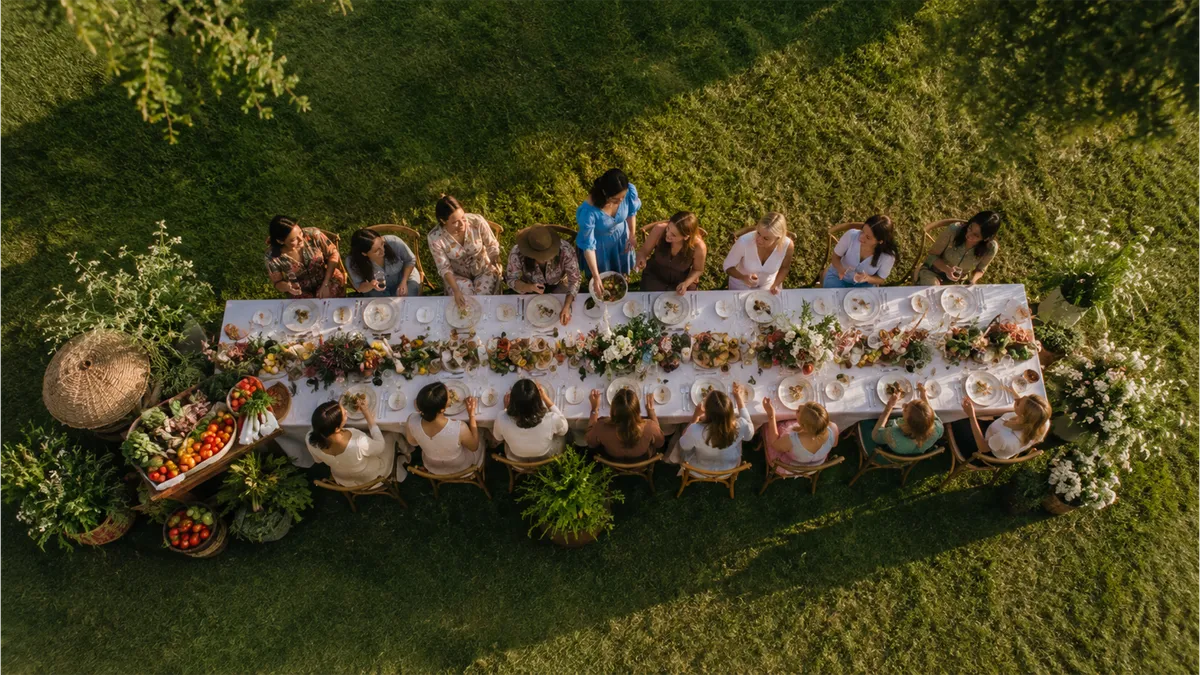 Farm table